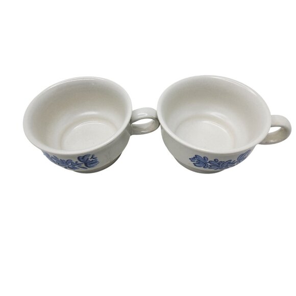 Pair Of Vintage Pfaltzgraff yorktowne Ironstone Blue Floral Coffee,Soup Mugs - Picture 3 of 5